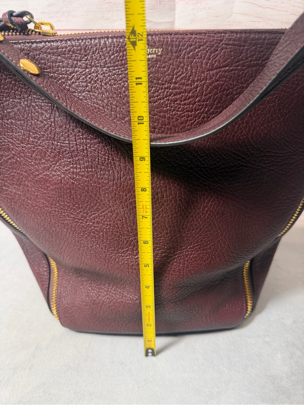 Mulberry Camden Burgundy Leather Shoulder Bag with Gold Hardware - Picture 13 of 16